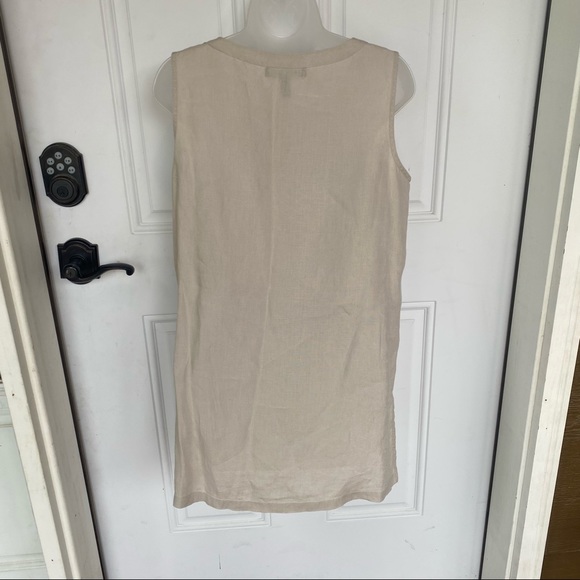 Ellen Tracy Sleeveless Blouse - Picture 8 of 10